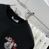 送料込 2026 モンクレール 新作 半袖Tシャツ 偽物