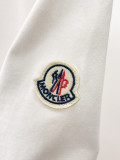 入手困難品！2026 モンクレール 新作 半袖Tシャツ 偽物