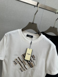 完売前に！ 2026 フェンディ 新作 半袖Tシャツ コピー