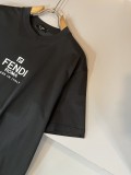 注目アイテム♡ 2026 フェンディ 新作 半袖Tシャツ 偽物