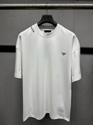 ☆超人気☆ 2026 プラダ 新作 半袖Tシャツ コピー