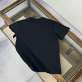 一目惚れ♪ 2026 フェンディ 新作 半袖Tシャツ 偽物