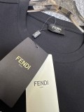 使い勝手良し 2026 フェンディ 新作 半袖Tシャツ スーパーコピー