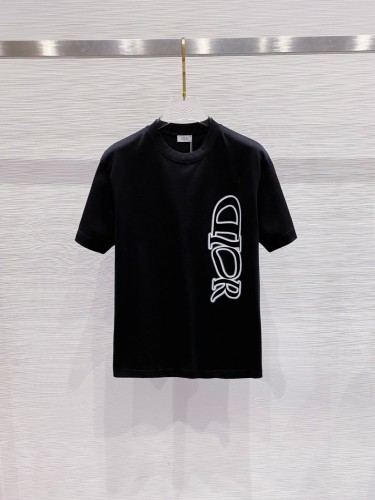 完売必至 2026 ディオール 新作 半袖Tシャツ 偽物