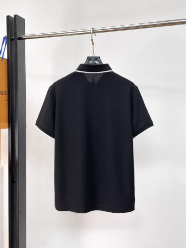 目を惹くカラー 2026 ディオール 新作 半袖Tシャツ 偽物