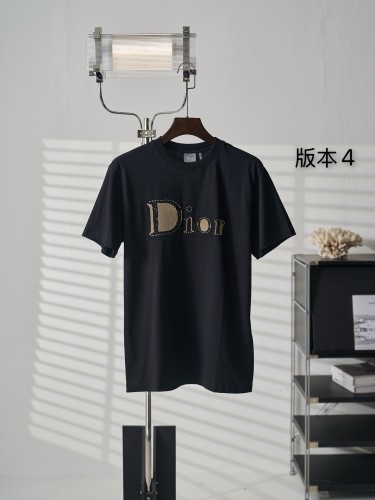 入手困難品！2026 ディオール 新作 半袖Tシャツ スーパーコピー