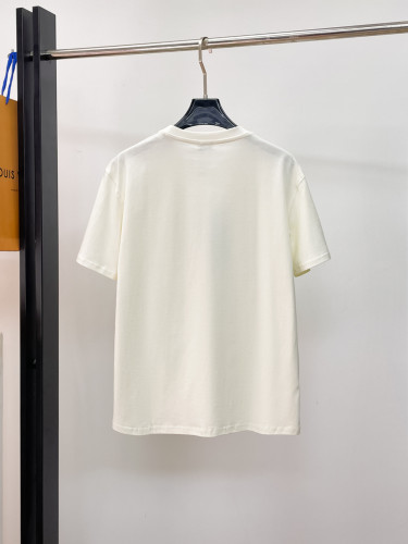 肌触り最高な 2026 バーバリー 新作 半袖Tシャツ コピー