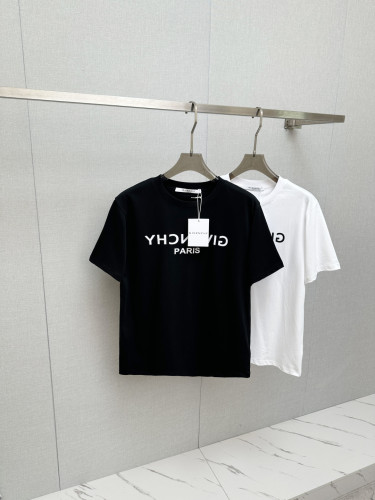 激安価格！ 2026 ジバンシー 新作 半袖Tシャツ コピー