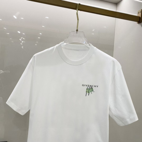 完売前に！ 2026 ジバンシー 新作 半袖Tシャツ コピー 2色