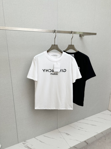 【即発】★ 2026 ジバンシー 新作 半袖Tシャツ 偽物