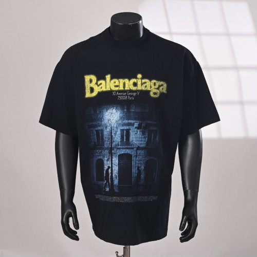 新色登場☆ 2026 バレンシアガ 新作 半袖Tシャツ コピー