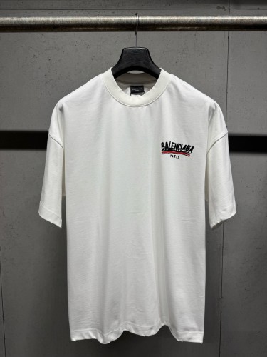 入手困難品！ 2026 バレンシアガ 新作 半袖Tシャツ スーパーコピー