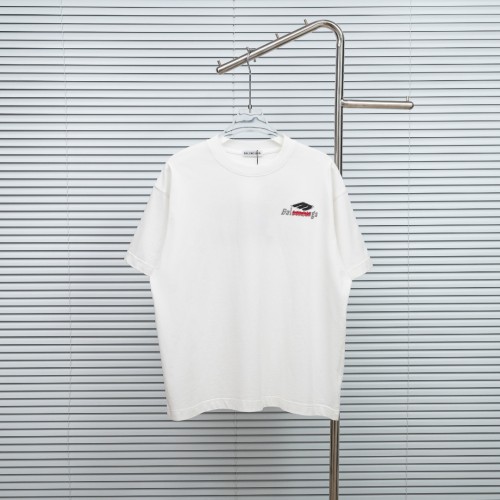 すぐ届く 2026 バレンシアガ 新作 半袖Tシャツ 偽物