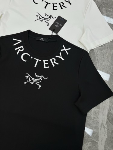 目を惹くカラー 2026 アークテリクス 新作 半袖Tシャツ 偽物