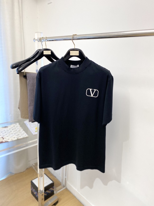 注目度抜群！2026 ヴァレンティノ 新作 半袖Tシャツ スーパーコピー