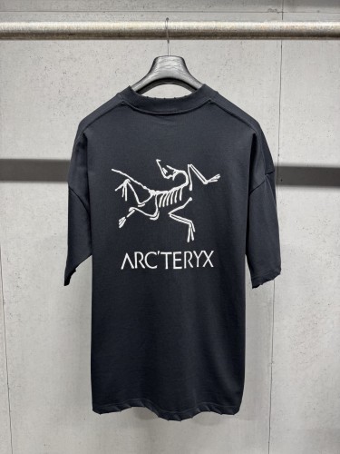 《人気★》2026 アークテリクス 新作 半袖Tシャツ 偽物