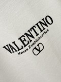 人気急上昇 2026 ヴァレンティノ 新作 半袖Tシャツ 偽物