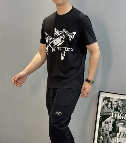 人気No1 2026 アークテリクス 新作 半袖Tシャツ スーパーコピー
