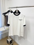 人気急上昇 2026 ヴァレンティノ 新作 半袖Tシャツ 偽物