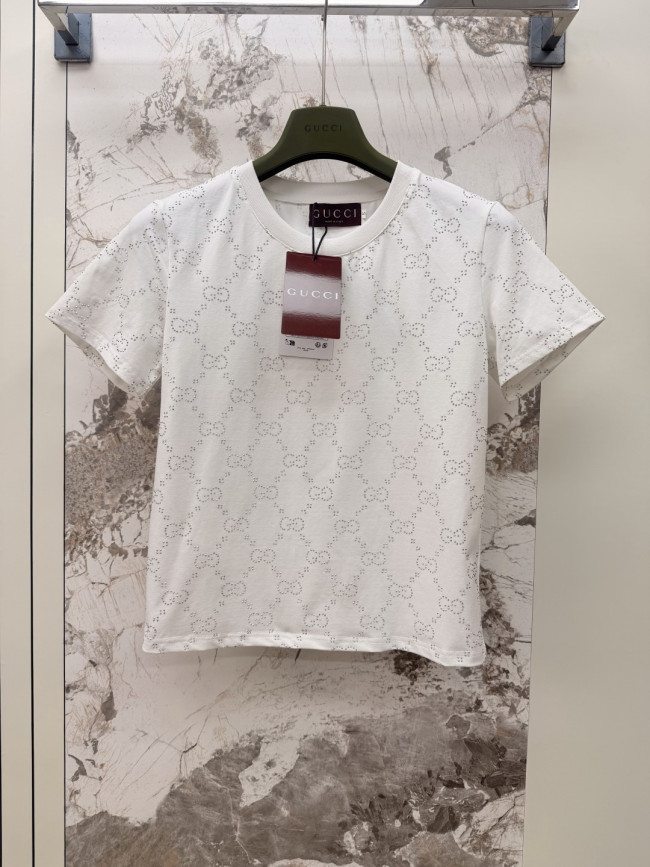 激安価格! 2026 グッチ 新作 半袖Tシャツ コピー
