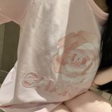 争奪戦 2026 シャネル 新作 半袖Tシャツ 偽物