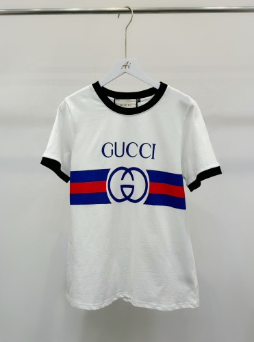 一目惚れ♪ 2026 グッチ 新作 半袖Tシャツ コピー
