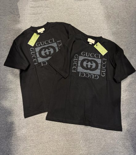 超希少！ 2026 グッチ 新作 半袖Tシャツ コピー