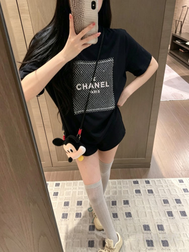 高品質♪♪♪ 2026 シャネル 新作 半袖Tシャツ 偽物