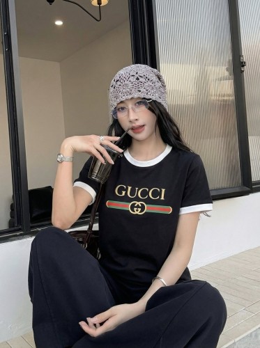 《人気★》  2026 グッチ 新作 半袖Tシャツ 偽物
