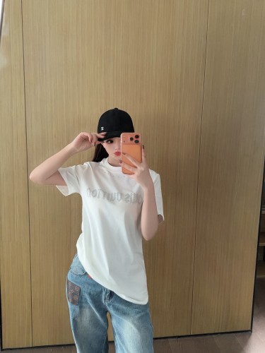 【限定カラー】2026 ルイヴィトン 新作 半袖Tシャツ コピー
