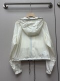 ☆超人気☆ 2026 プラダ 新作 日焼け止め服 コピー