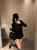 注目度抜群！ 2026 プラダ 新作 長袖Tシャツ 偽物