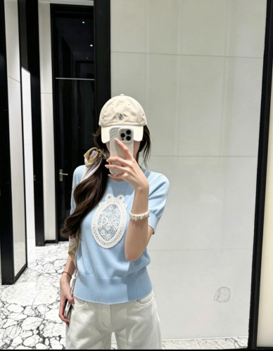人気急上昇 2026 ディオール 新作 半袖Tシャツ コピー 4色
