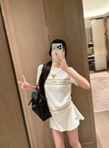 【大特価】2026 ディオール 新作 半袖Tシャツ スーパーコピー 3色