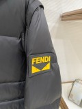 争奪戦 2027 フェンディ 新作 ダウンジャケット 偽物