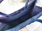 春夏新作ディオール ブックトート 偽物 カモフラージュモチーフ エンブロイダリー 2サイズ der15592