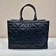 売上総額１位！プラダ Re-Nylon トップステッチ トートバッグ 偽物 2VG096 puo67071