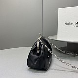 大人気！メゾンマルジェラ 足袋タビ 偽物 フレームバッグ レザー がま口 Mao15246