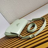 定番 プラダ★フラップ付きクレオショルダーバッグ 偽物 pum34476