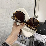 超話題!シャネル コピー スクエア シェイプ サングラス shg84889