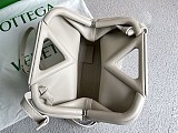 ★日本!!人気！ボッテガヴェネタ スーパーコピー ポイント トップハンドルスモールバッグ★シルバーホワイト boi87866
