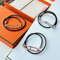 エルメス チョーカーにも ロウリス レザーダブルブレスレットコピー erx10814 エルメス チョーカーにも ロウリス レザーダブルブレスレットコピー erx10814
