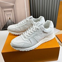 稀少 ルイヴィトン ランアウェイライン スニーカー 偽物 1A9ZK8 稀少 ルイヴィトン ランアウェイライン スニーカー 偽物 1A9ZK8