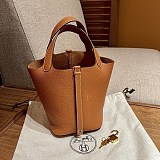 エルメス ピコタンロック PM 18 ゴールド コピー erg84403