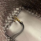 ボッテガヴェネタ 偽物 スモール カバ トートバッグ box50351