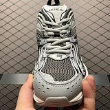 目を惹くカラー [バレンシアガ Xパンダースニーカー コピー]SNEAKERS X-PANDER★ 653870W2RA31212
