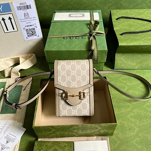 大人気！すぐ届く！【グッチ】スマホバッグ 偽物 ユニセックス gue93213