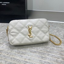 大人気!サンローラン ショルダーバッグ 偽物 ベッキー ダブルジップポーチ ラムスキン 6089411D3099207 大人気!サンローラン ショルダーバッグ 偽物 ベッキー ダブルジップポーチ ラムスキン 6089411D3099207