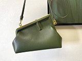 人気No1フェンディ ファースト 偽物 レザー バッグ fee83638