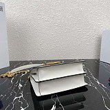 稀少 新作 プラダ 偽物ショルダーバッグ pua82734